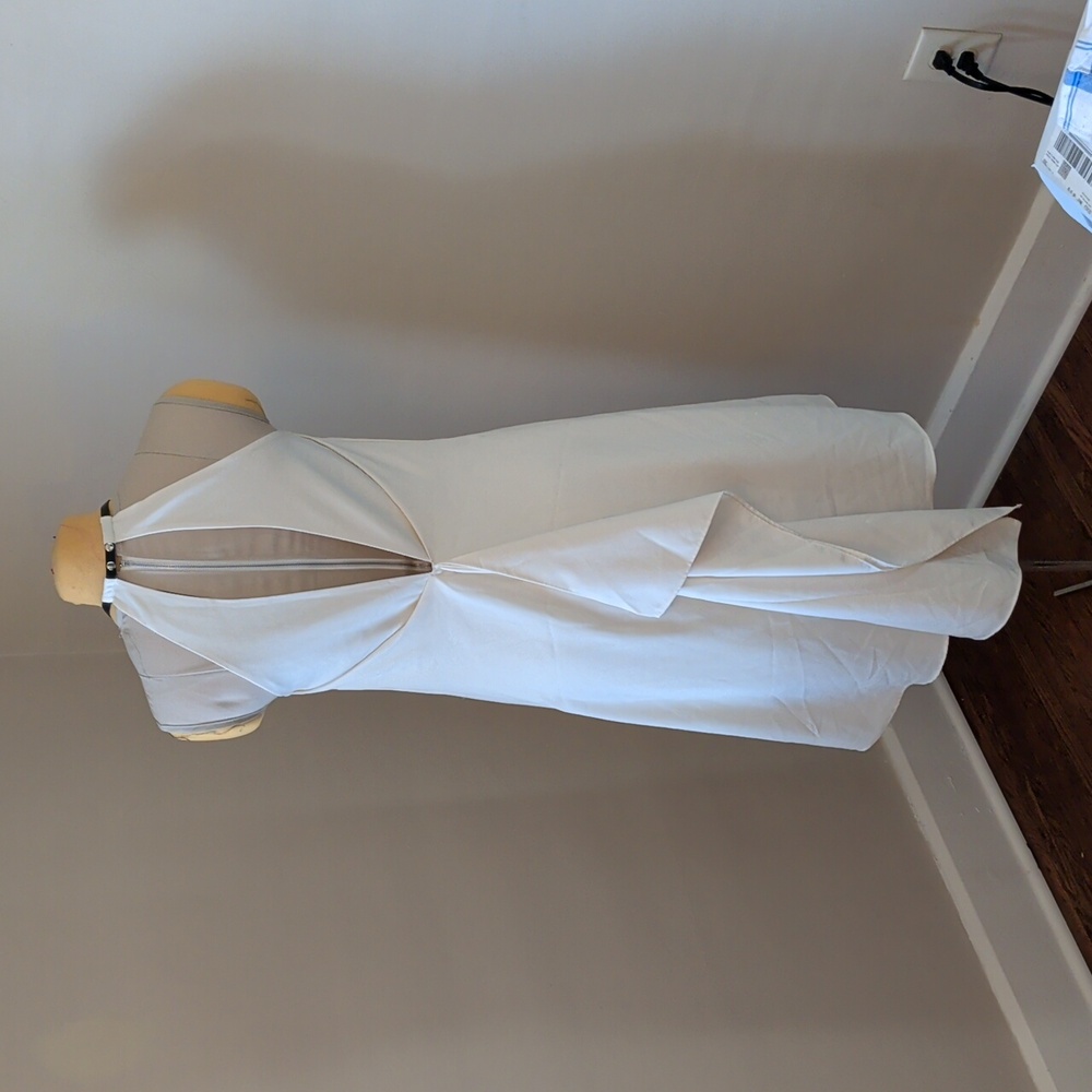 HYFVE Off White Halter Gown for Brides